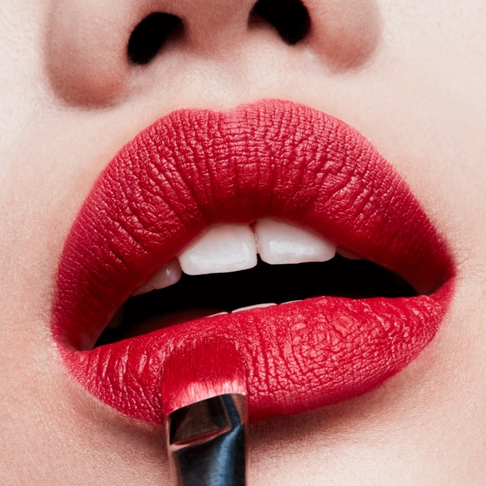 MAC Russian Red Matte Lipstick Lunar New Year - Picture 7 of 12